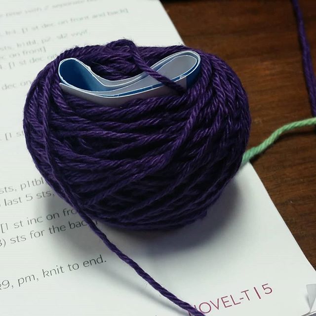 Somehow I came to knit night with only this much yarn. Darn. #SticksintheStacks