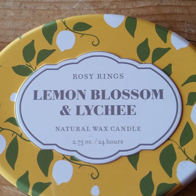 Best smell! Adorable tiny tin for traveling. #rosyringscandles